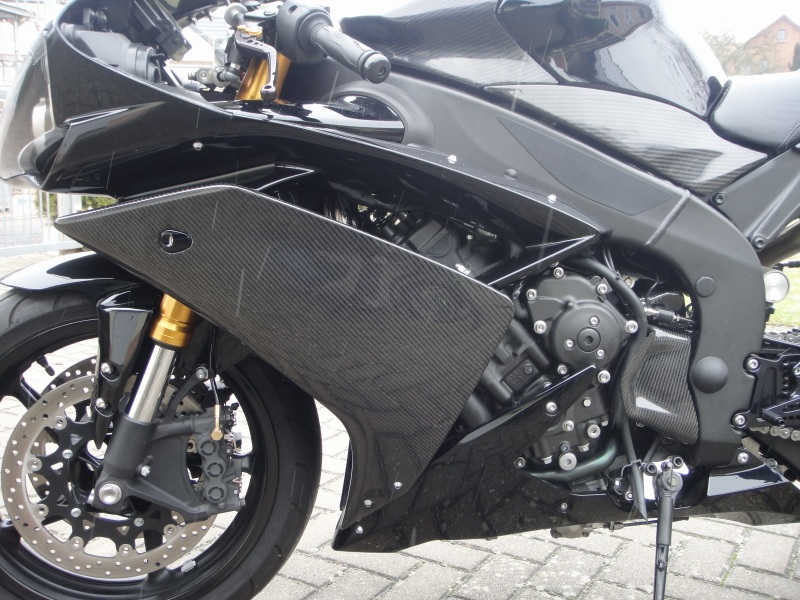 r1sprocketcover55.jpg