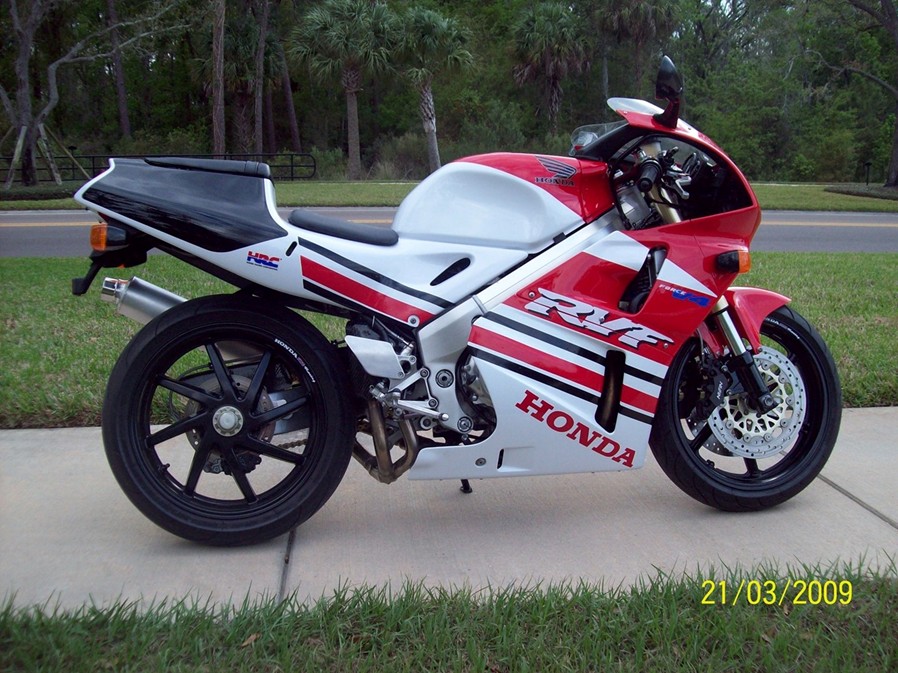 rvf400.jpg